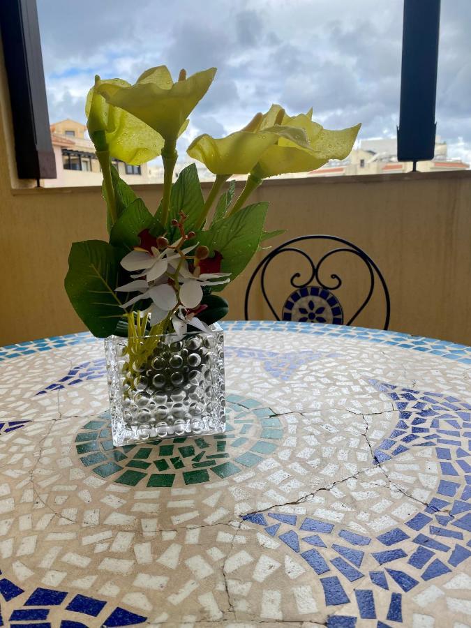 Queens Garden Walking Distance To The Beach Paphos Bagian luar foto